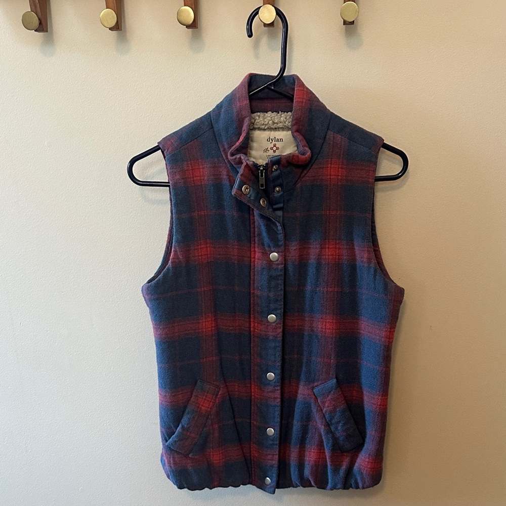 Dylan Checkered Vest in Red and Blue
